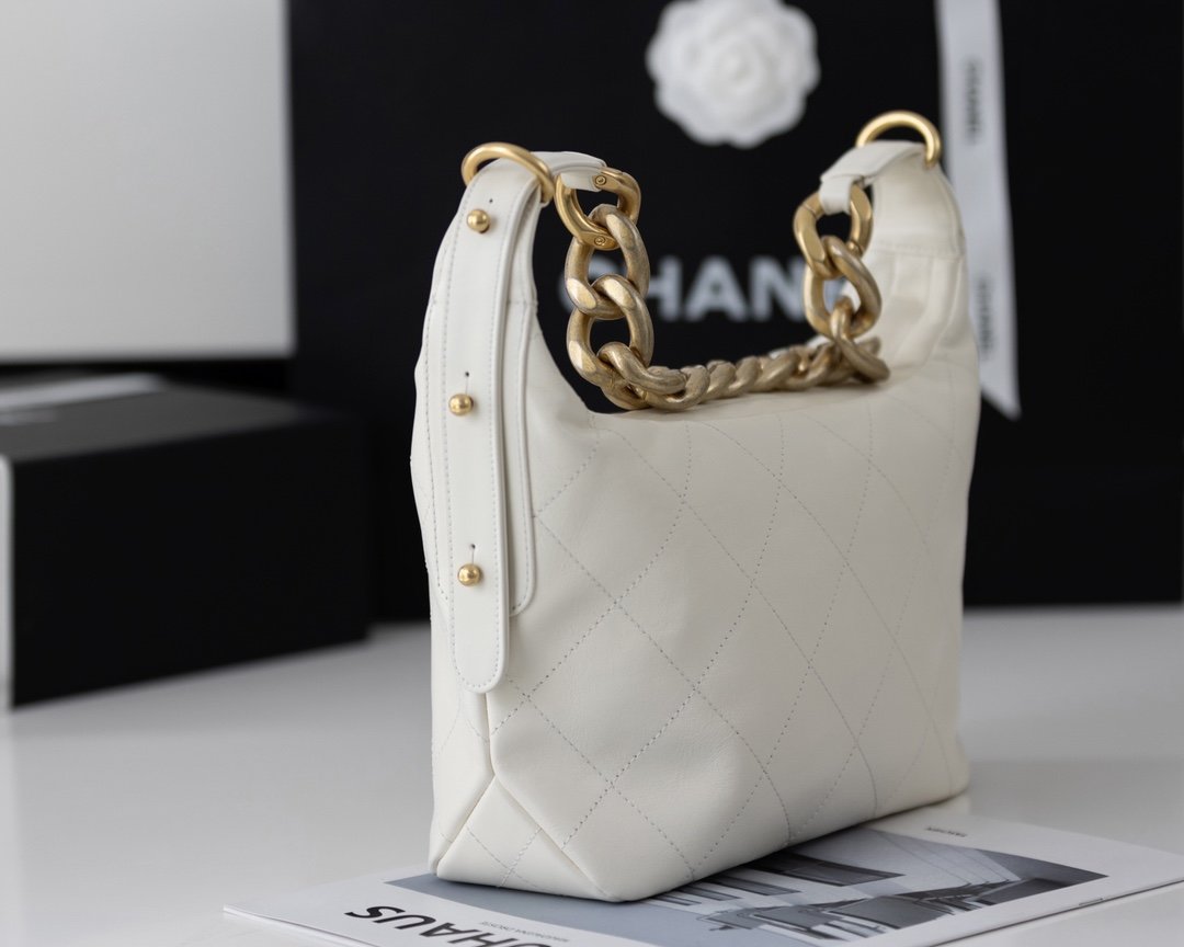 Chanel Hobo Handbag 28cm White