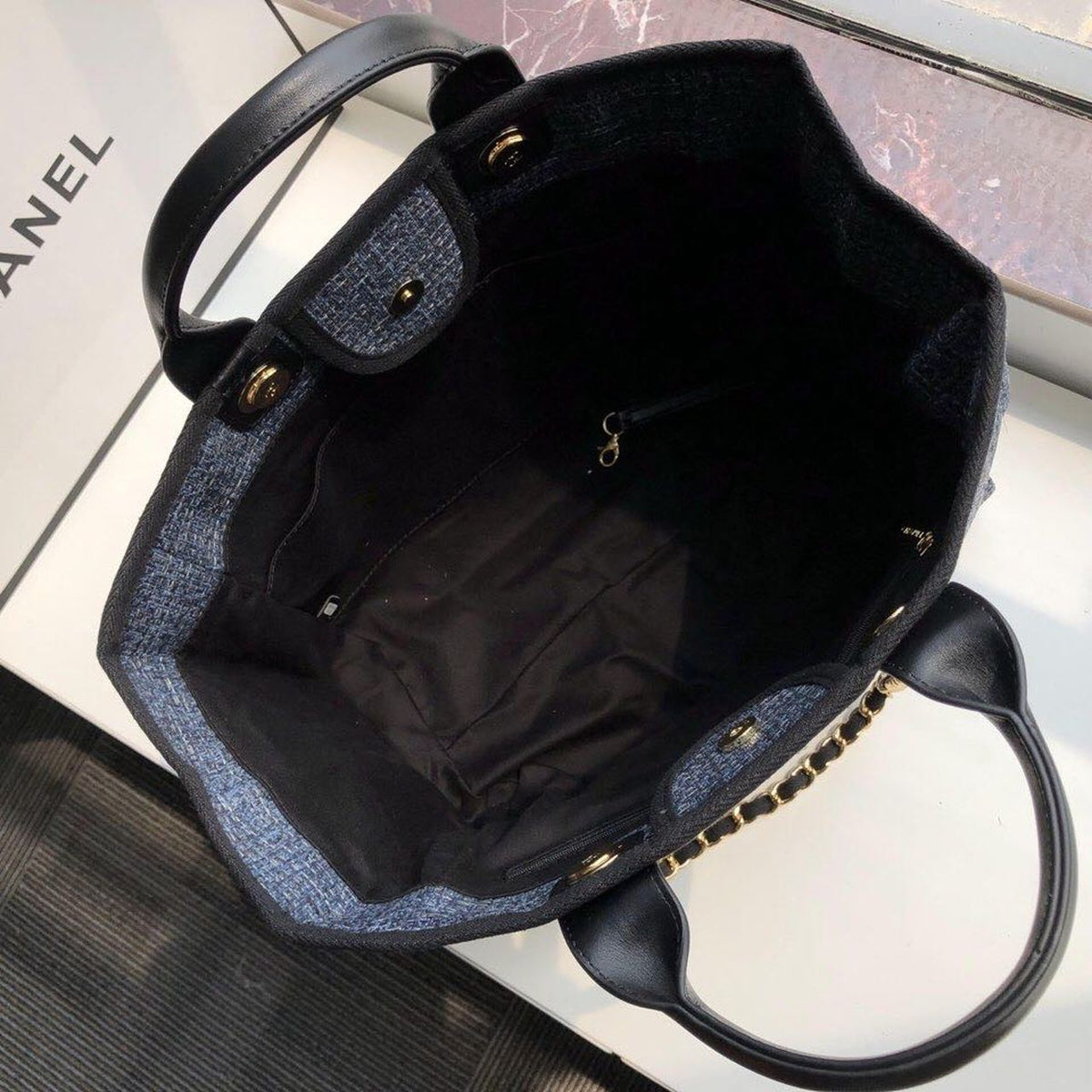 Chanel Deauville Tote 38cm Raffia Canvas Bag Fall/Winter Collection Dark Denim Blue/Black