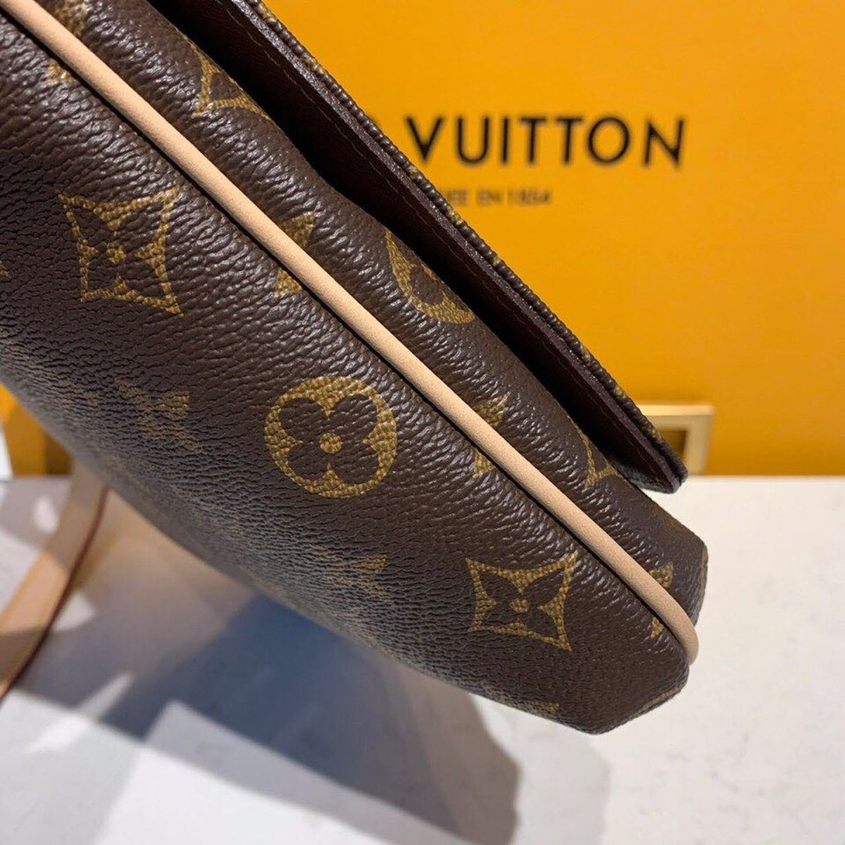 Louis Vuitton Musette Tango Shoulder Bag 26cm Monogram Canvas Spring/Summer Collection M51257, Brown