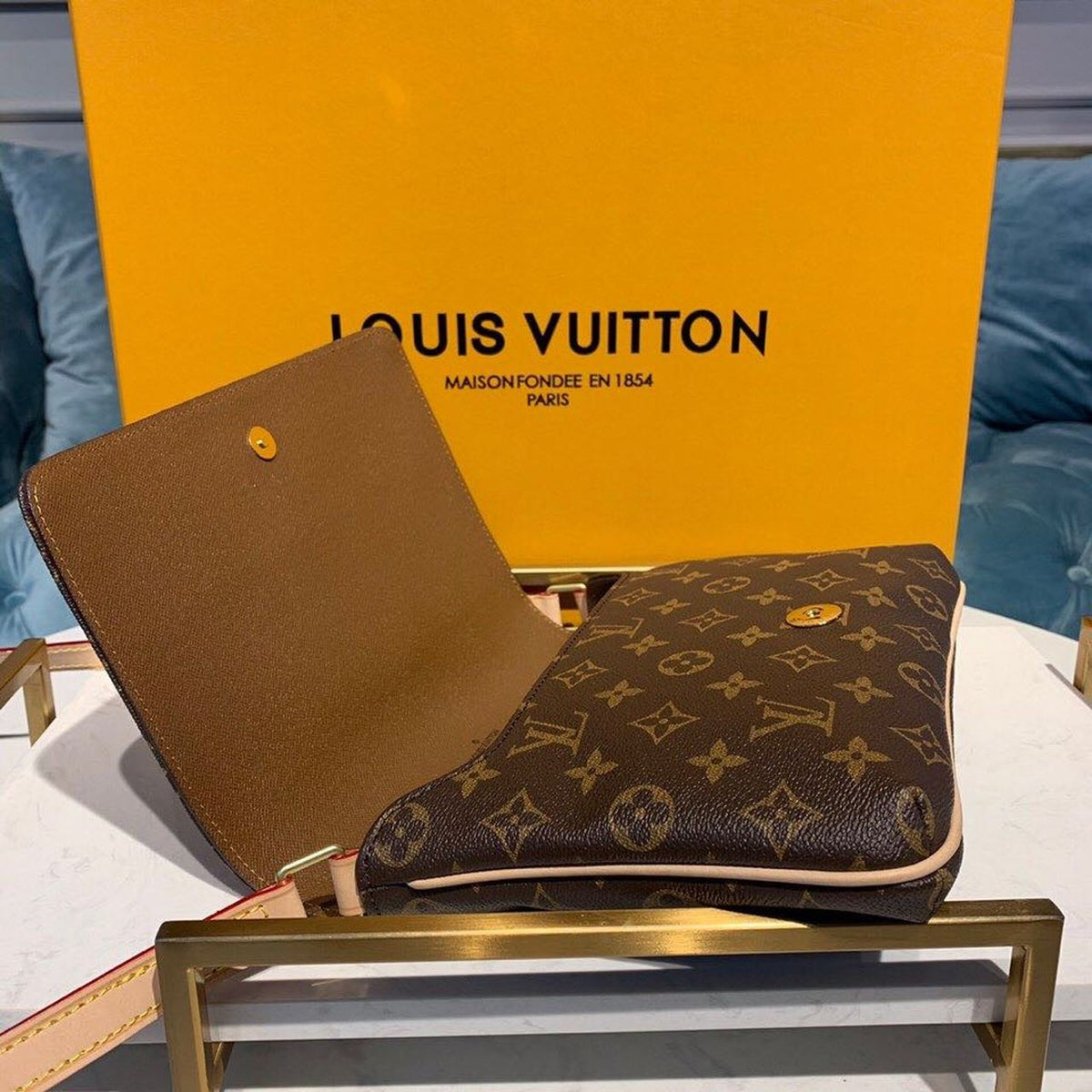 Louis Vuitton Musette Tango Shoulder Bag 26cm Monogram Canvas Spring/Summer Collection M51257, Brown