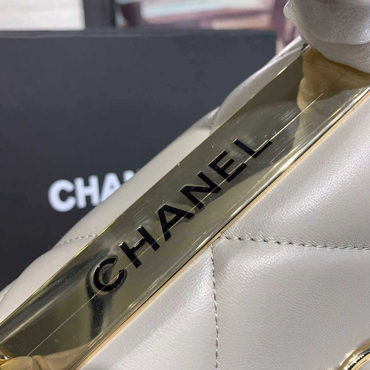 Chanel Trendy CC Maxi Top Handle Bag 25cm Lambskin Leather Fall/Winter Act 1 Collection Grey