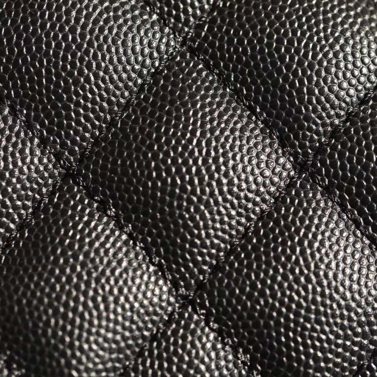 Chanel Coco Handle Quilted Lizard Handle Bag 24cm Caviar Leather Gold Hardware Spring/Summer Act 1 Collection, Black/Red