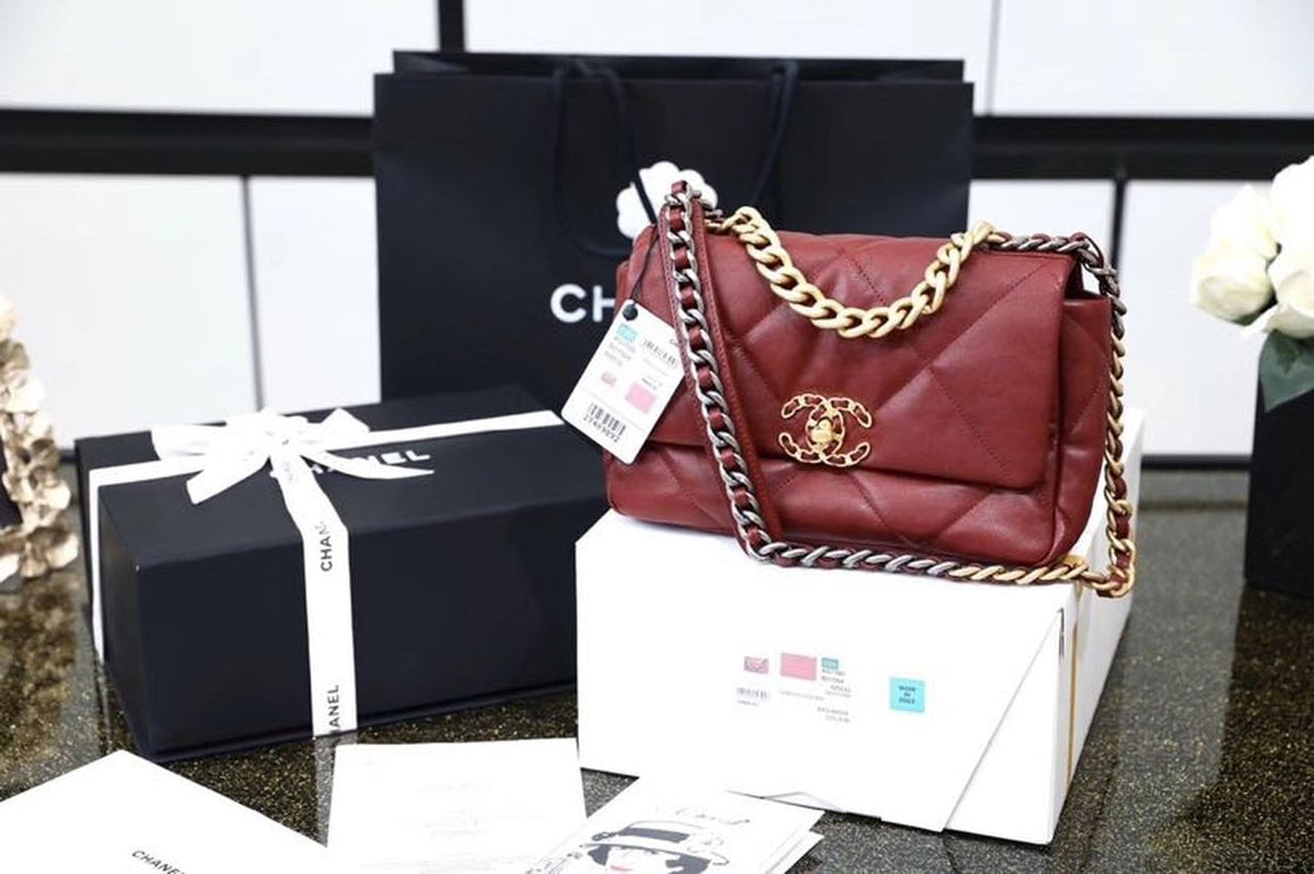 Chanel 19 Flap Bag 26cm Goatskin Leather Spring/Summer Act 1 Collection, Bordeaux