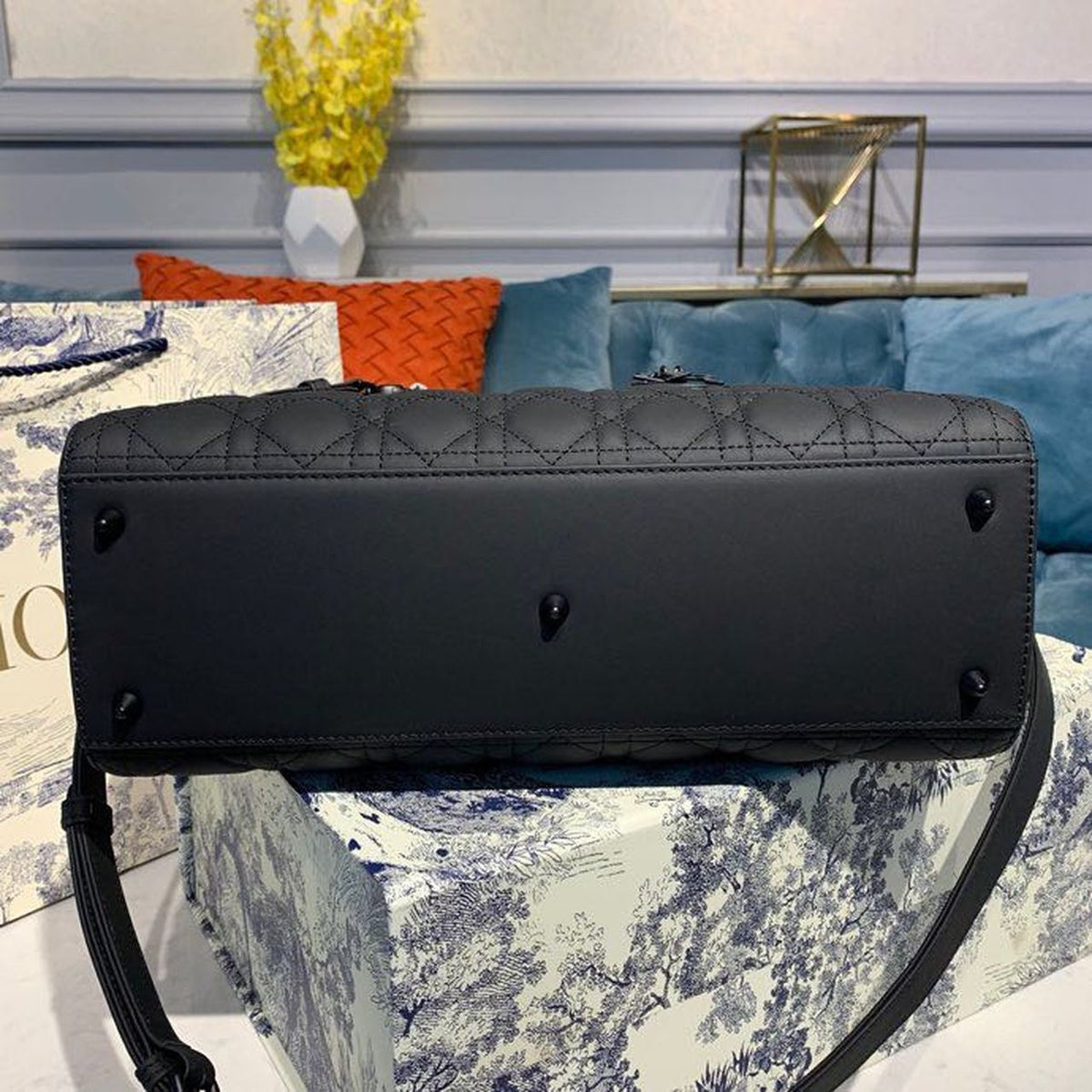 Christian Dior Lady Dior Bag 32cm Matte Hardware Lambskin Leather Spring/Summer Collection, Black