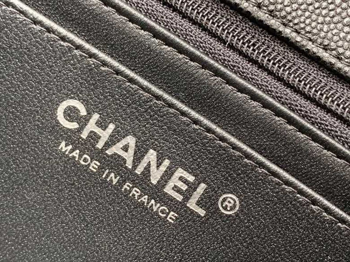 Chanel Classic Flap Bag 20cm Silver Hardware Caviar Leather Spring/Summer Collection Black