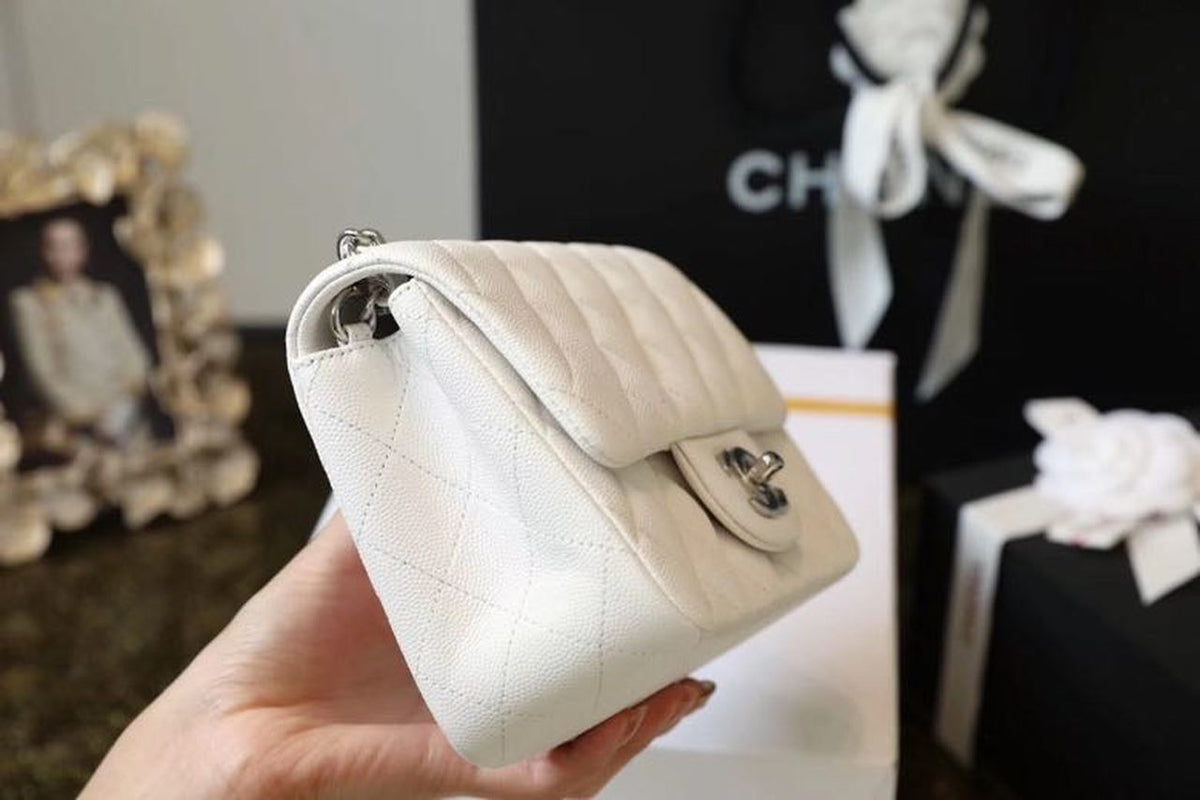 Chanel Classic Mini Flap Bag 17cm Silver Hardware Caviar Leather Spring/Summer Collection White