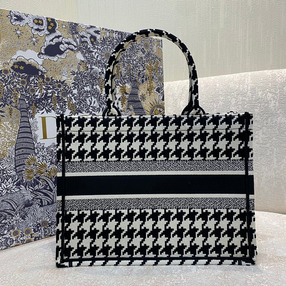 Christian Dior Medium Book Tote Bag 36cm Black