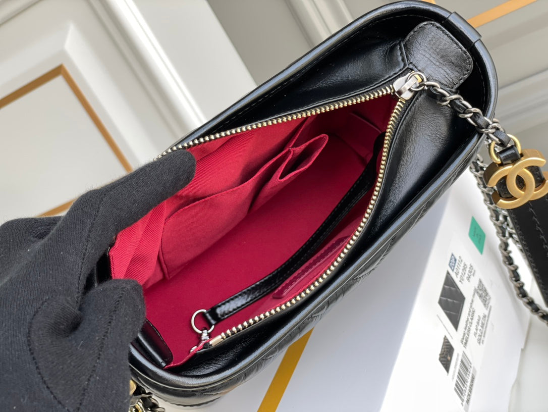 Chanel CO-CO Gabrielle Hobobag 20cm Black