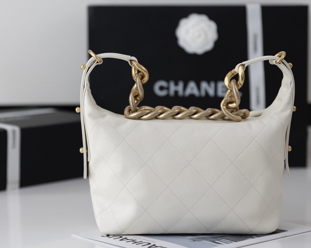 Chanel Hobo Handbag 28cm White