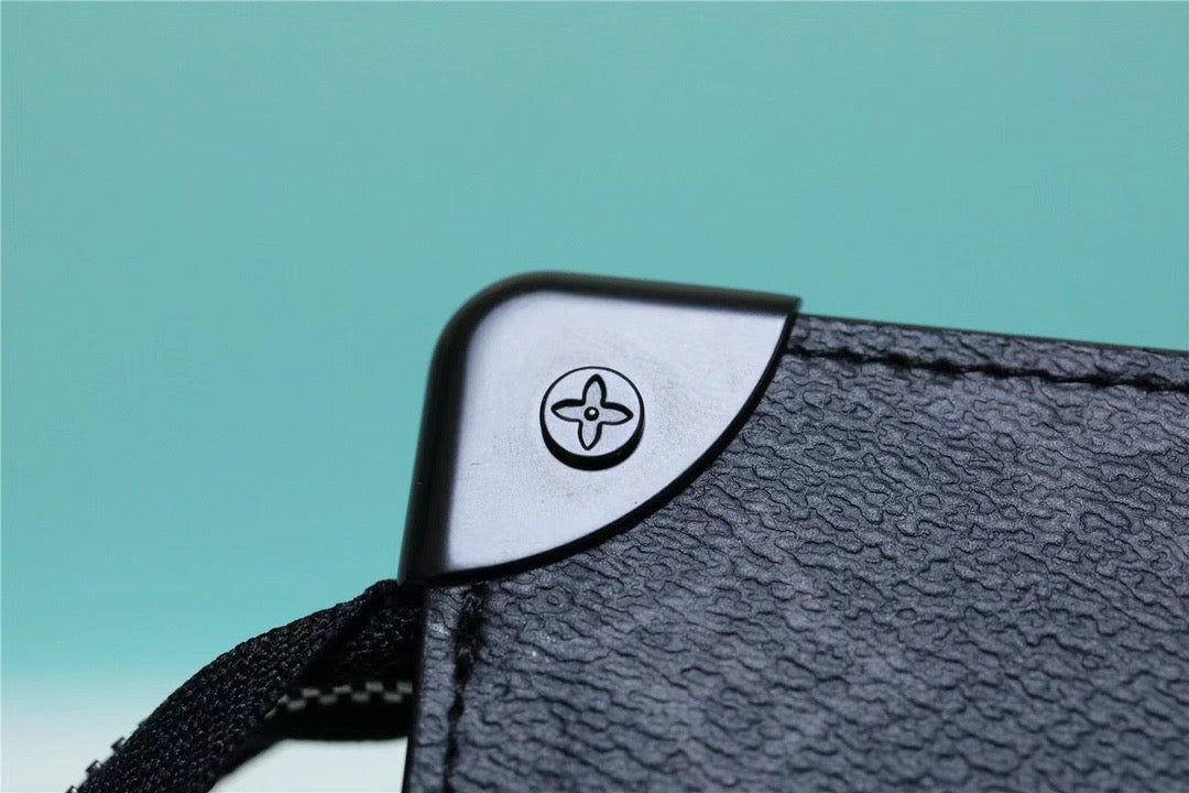 Louis Vuitton Trunk Pouch Monogram Eclipse Canvas Black For Men, Men’s Wallet 28cm LV M45937