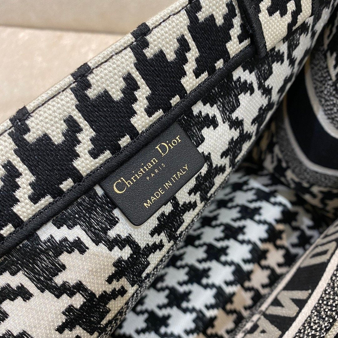 Christian Dior Medium Book Tote Bag 36cm Black