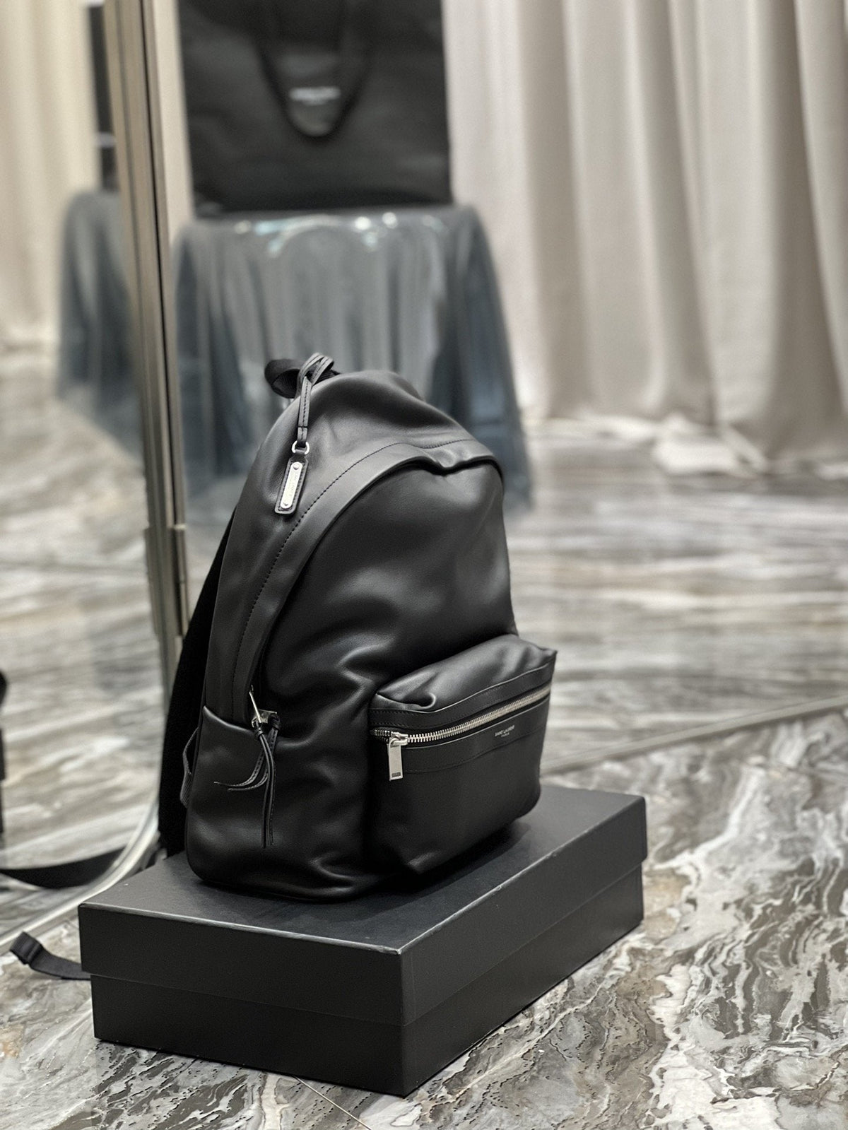 Saint Laurent City Backpack In Unisex 35cm Black