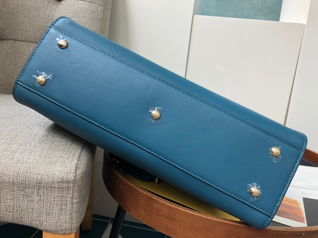 Fendi Handle Bag 32cm Blue