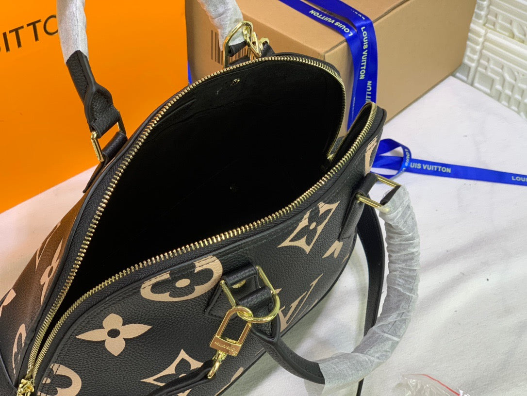 Louis Vuitton ALMA Monogram 35cm Black