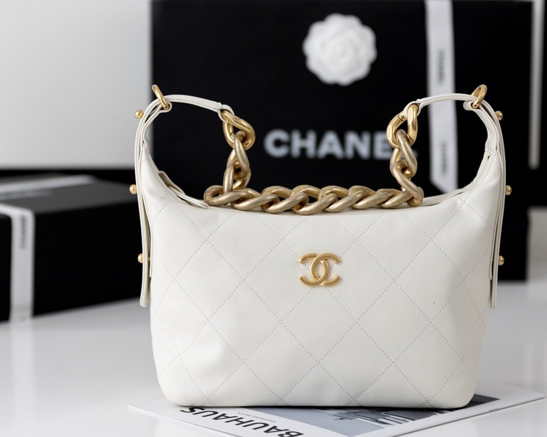 Chanel Hobo Handbag 28cm White