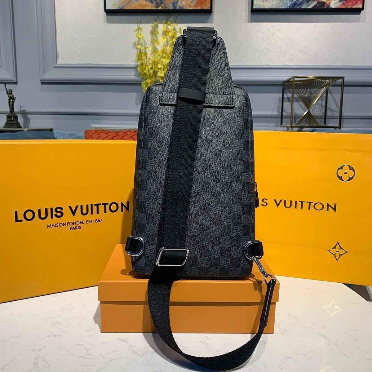 Louis Vuitton Avenue Sling Bag 32cm Taiga Leather M30443 Black