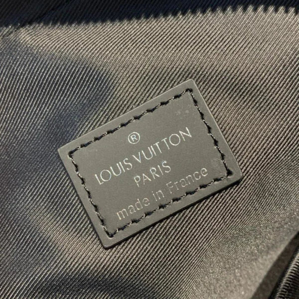 Louis Vuitton Avenue Sling Bag 32cm Taiga Leather M30443 Black