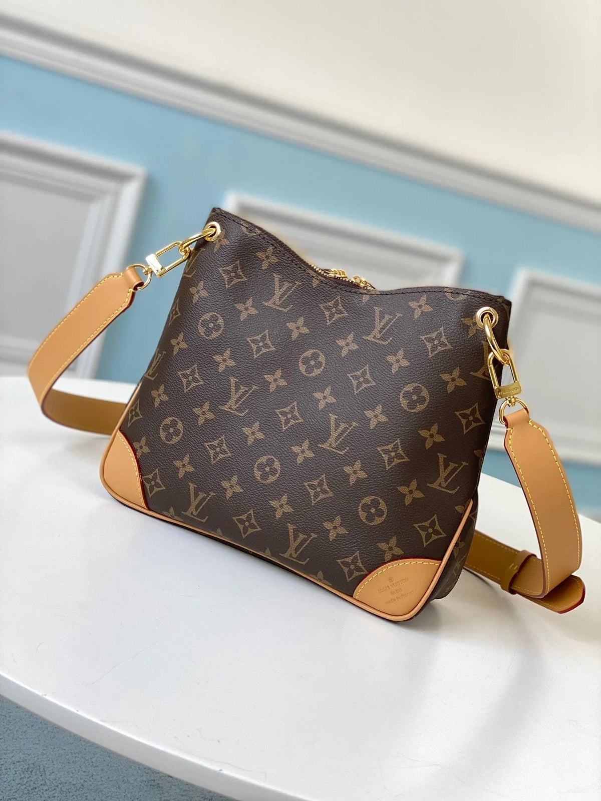 Louis Vuitton Crossbody Bag 31cm Brown