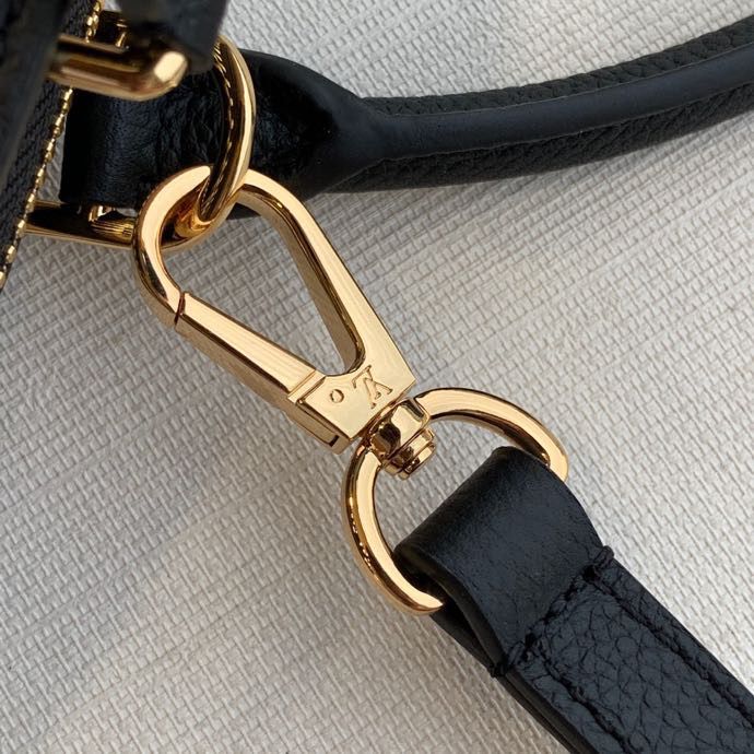 Louis Vuitton Petit Palais 29cm