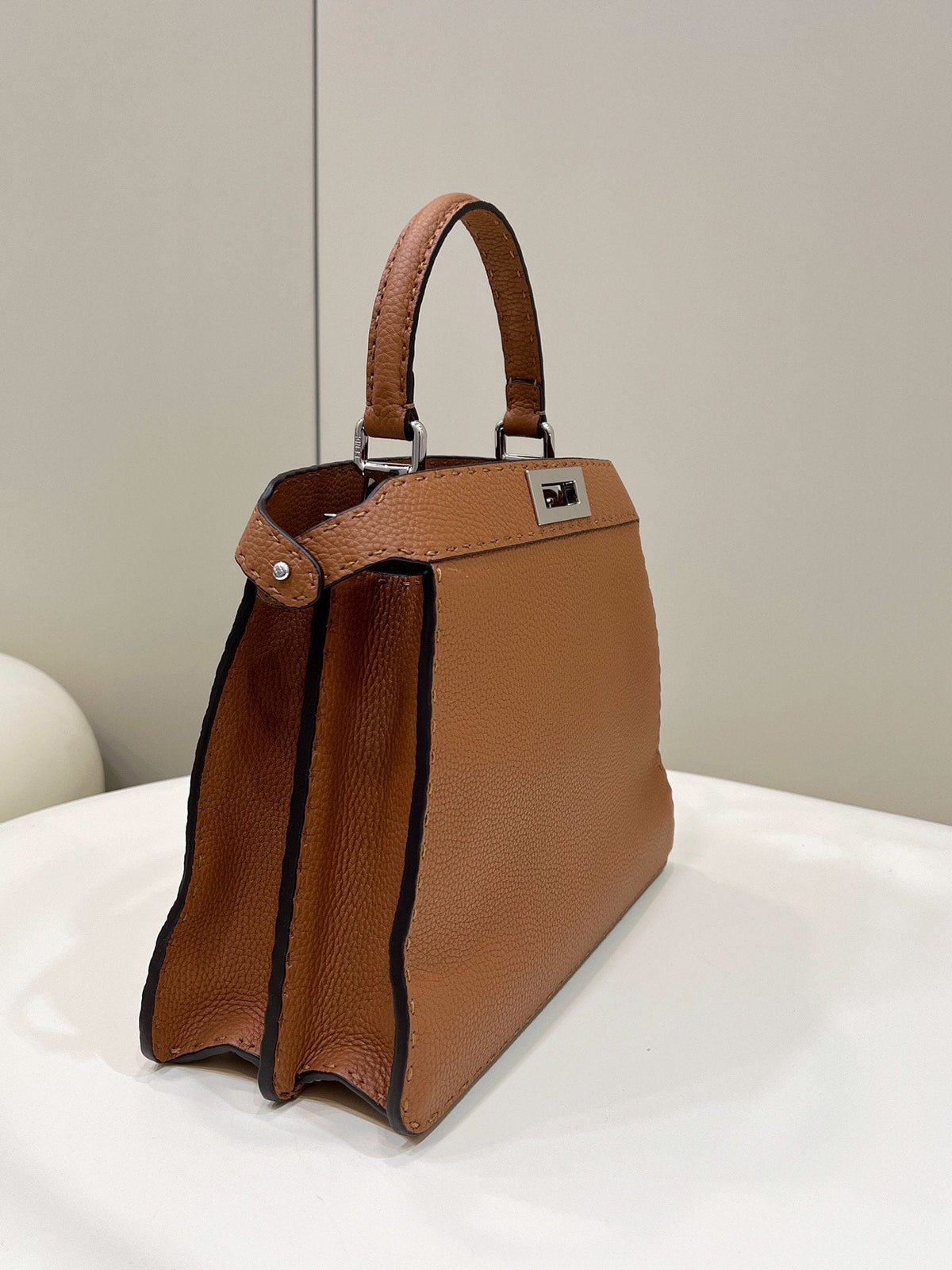 Fendi Peekaboo Iseeu Medium Brown 33cm