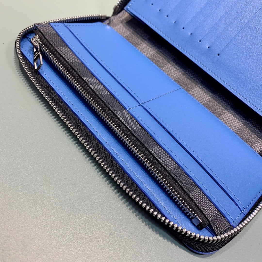 Louis Vuitton Zippy Vertical Wallet 20cm