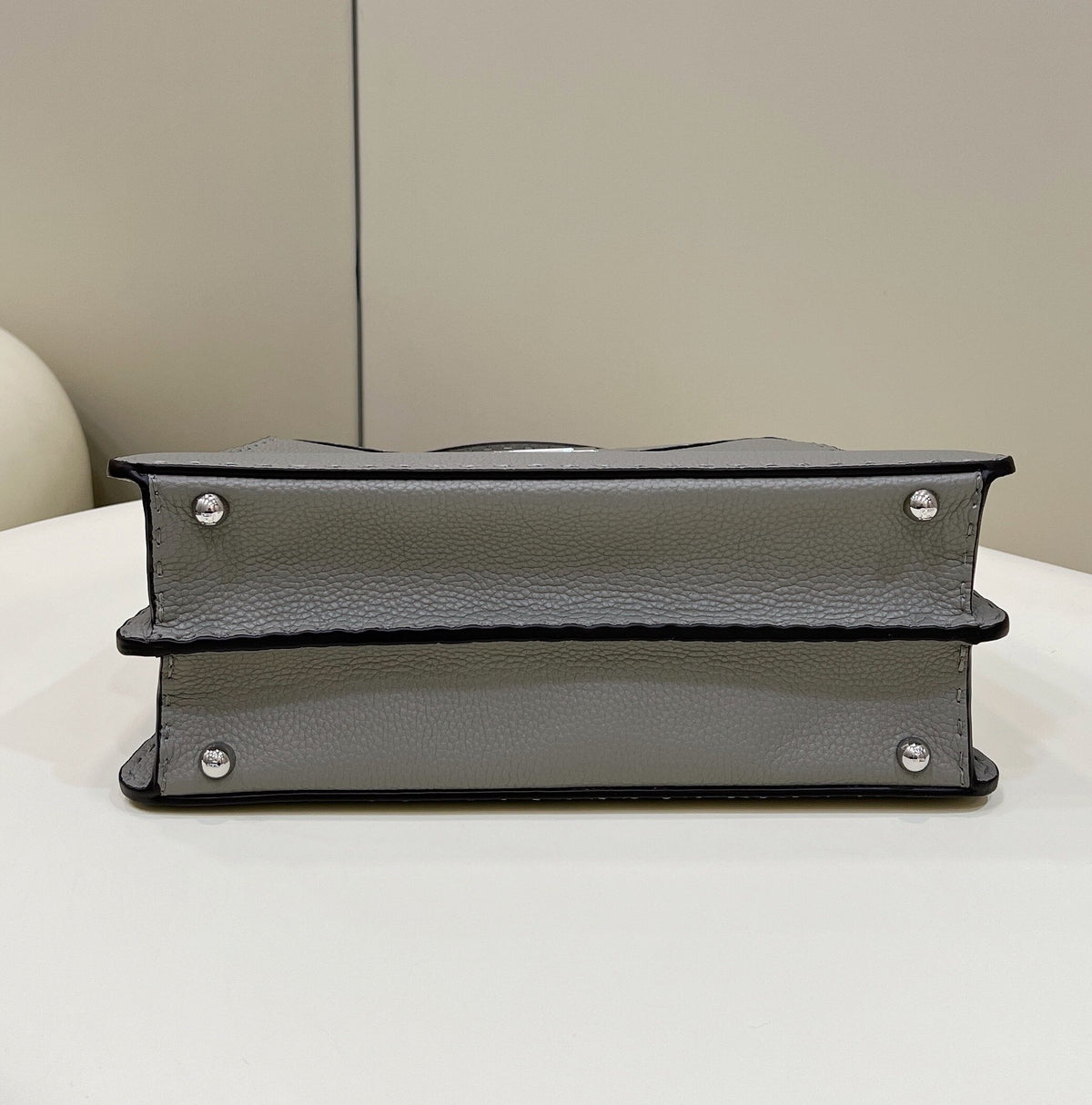 Fendi Peekaboo Iseeu Medium Grey 33cm