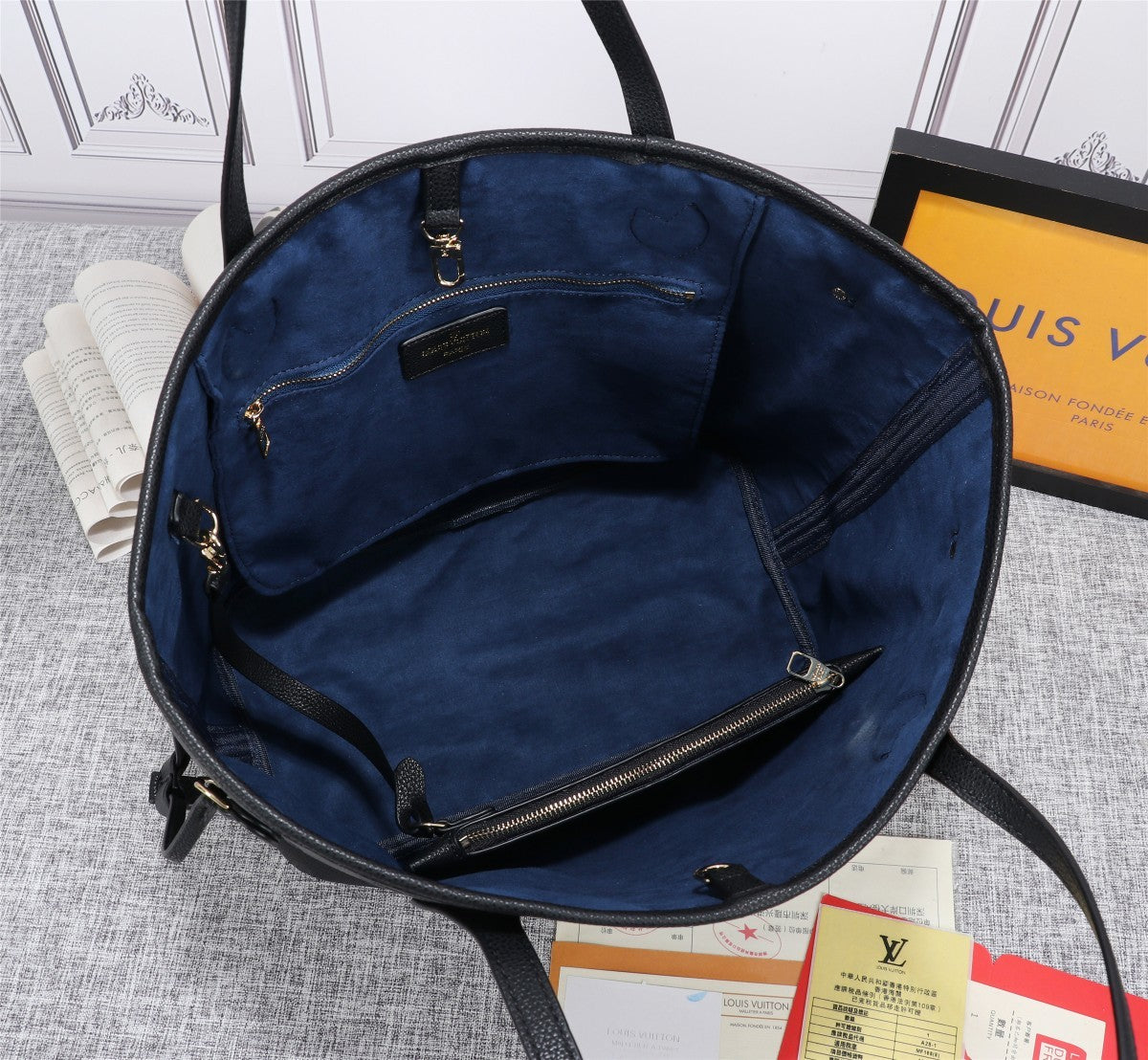 Louis vuittonNeverfull Monogram Empreinte 32cm/ Black