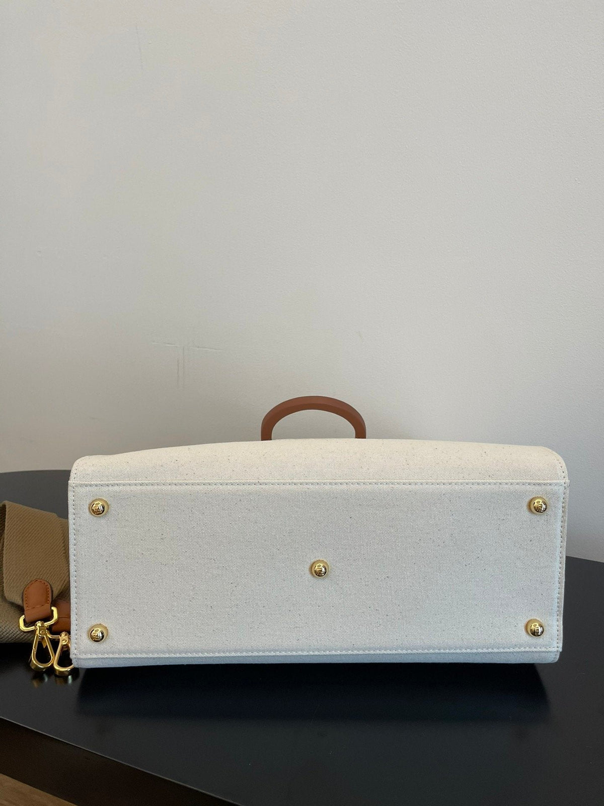 Fendi Tote Bag 35cm Beige
