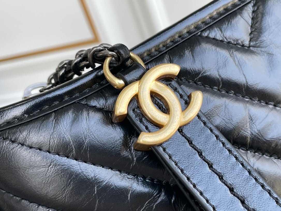Chanel CO-CO Gabrielle Hobobag 20cm Black