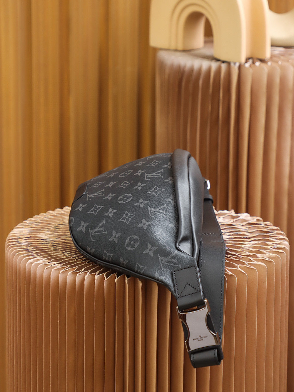Louis Vuitton Bumbag 47cm Monogram Canvas Spring/Summer Collection M44611, Black