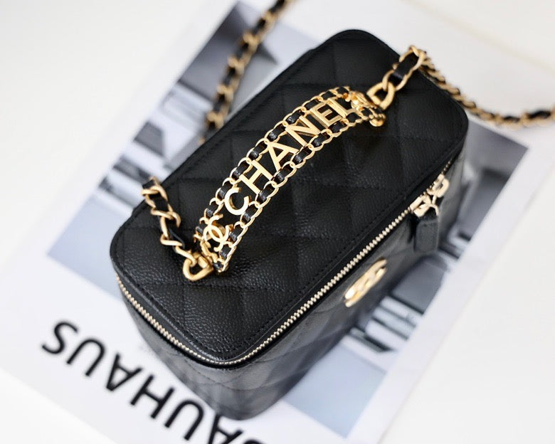 Chanel Small Vanity Bag 17cm Black