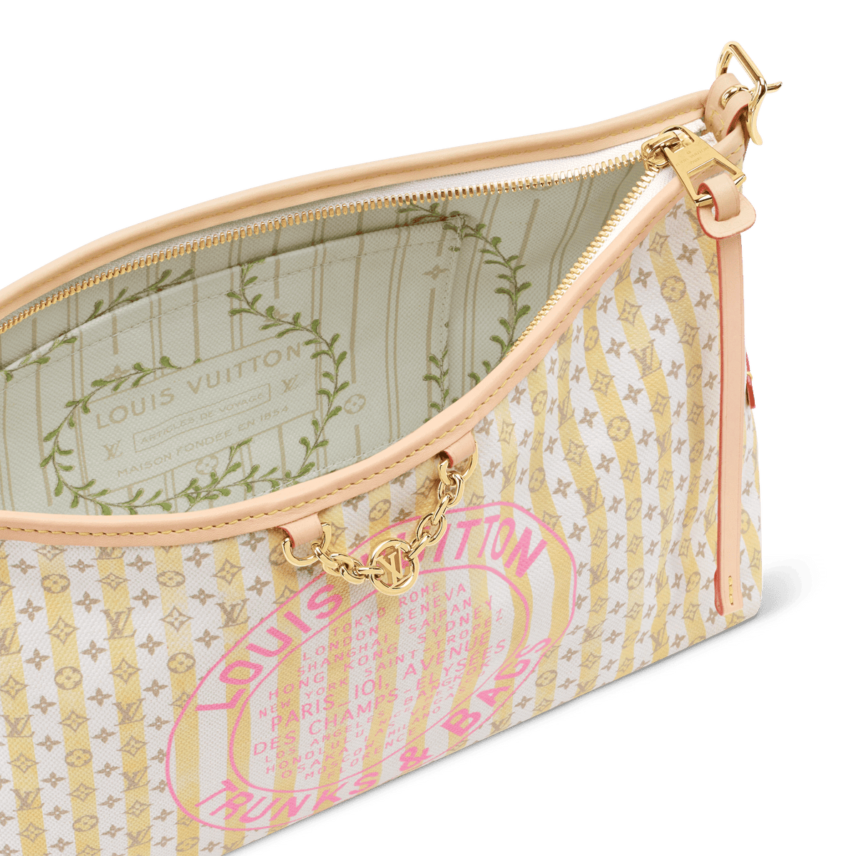 Women's Carryall East West Banana Monogram Coated Canvas Tote Bag M29139