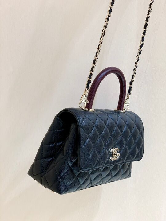 Chanel Coco Handle Quilted Lizard Handle Bag 24cm Caviar Leather Gold Hardware Spring/Summer Act 1 Collection Black